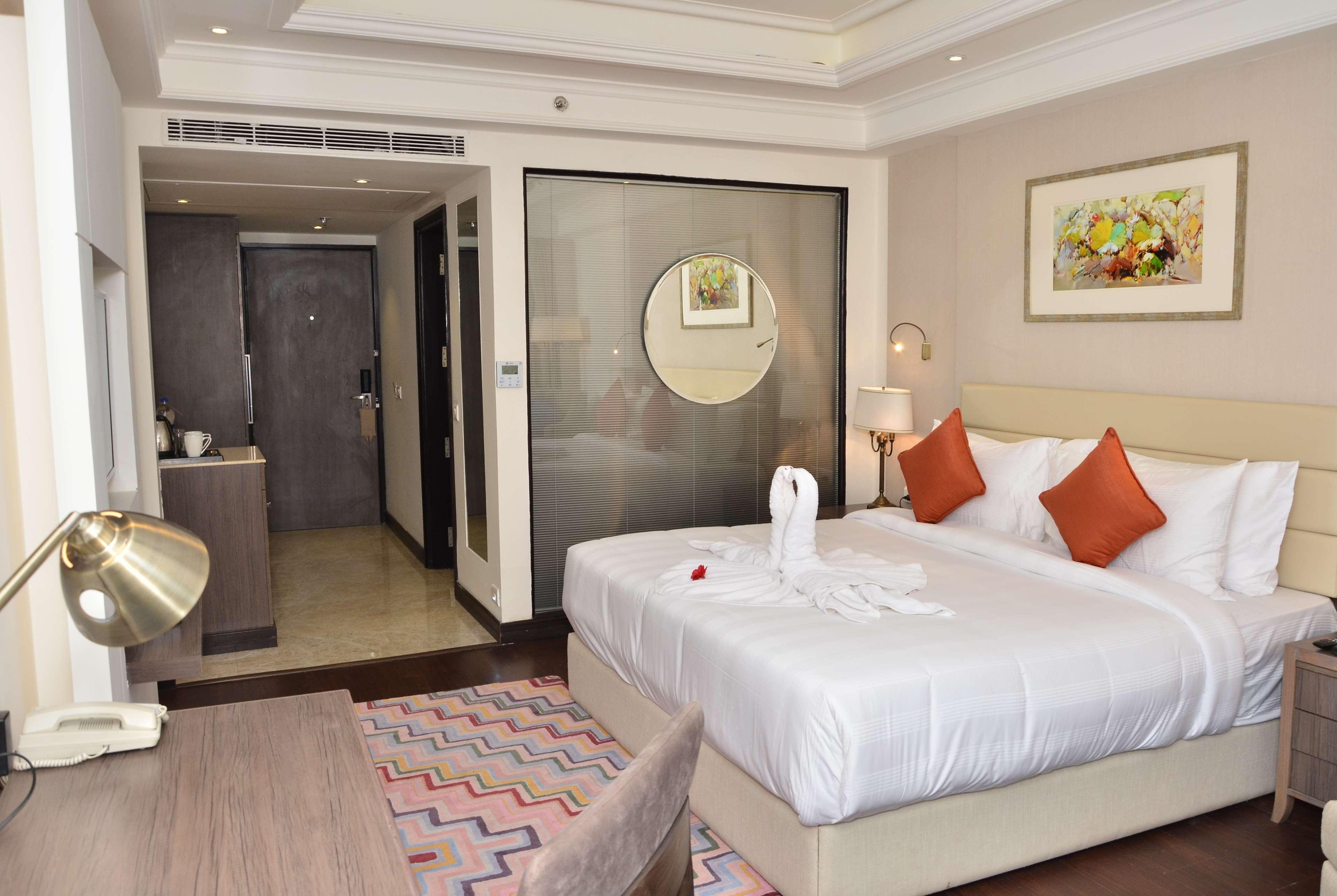 Ramada By Wyndham Kasauli Hotel Luaran gambar